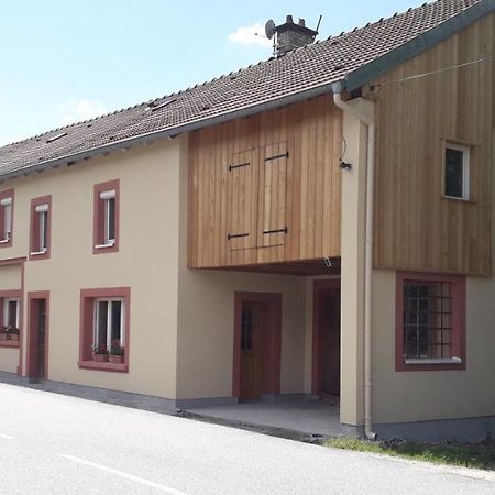 Bed and Breakfast Au Val Des Meuris Taintrux Екстер'єр фото
