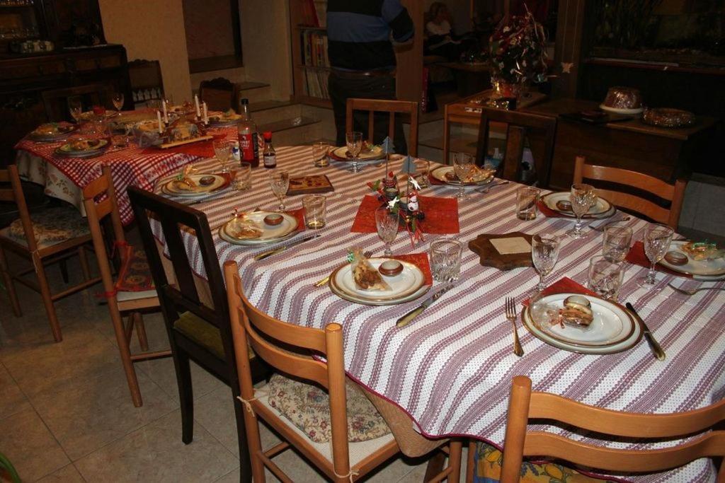 Bed and Breakfast Au Val Des Meuris Taintrux Екстер'єр фото